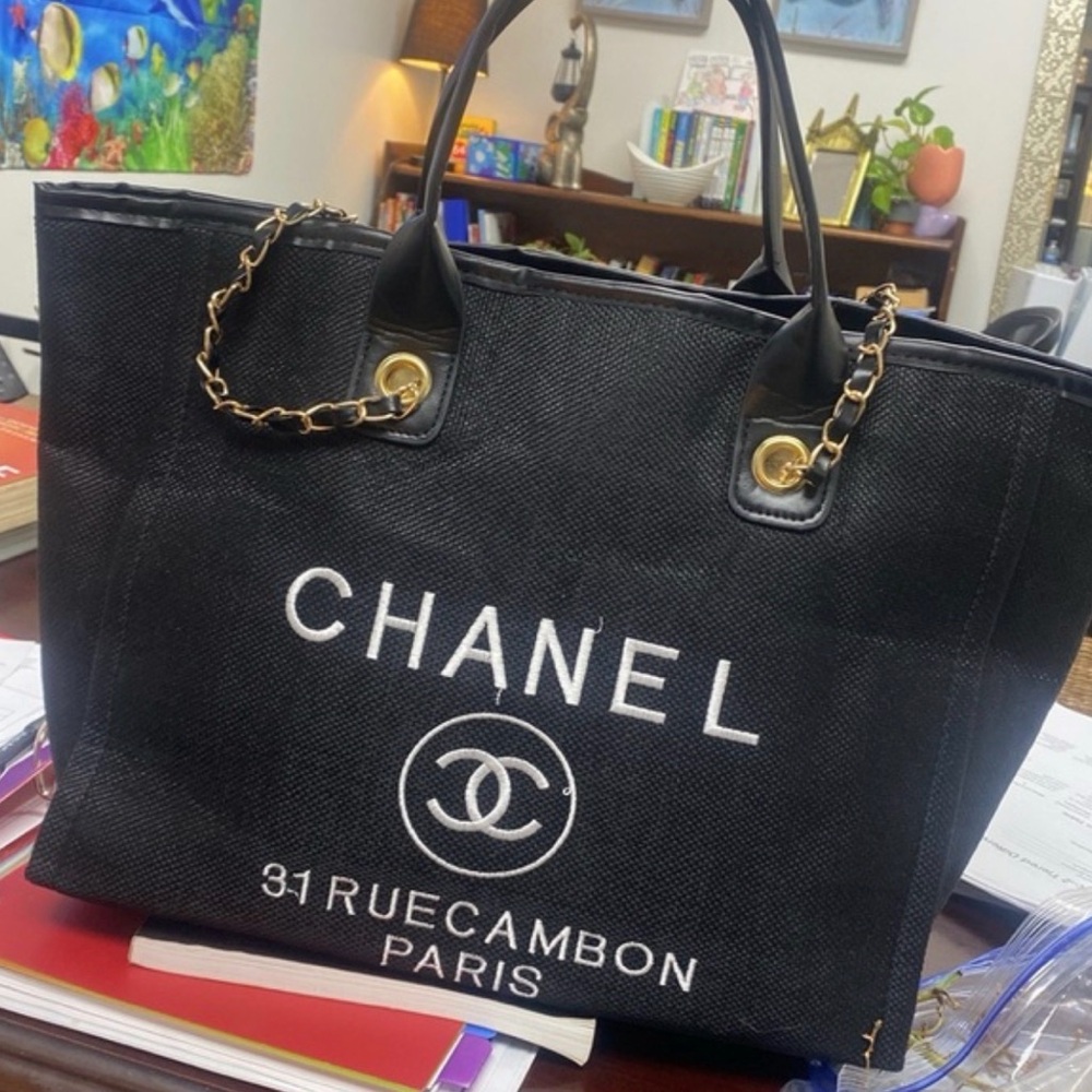 ✨SALE!!!✨ Chanel Novelty Black Tote Bag